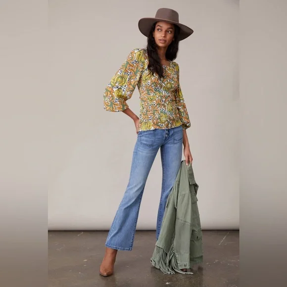 ANTHROPOLOGIE Smocked Femme Elastic Blouse | XS | NWT - Picture 5 of 6